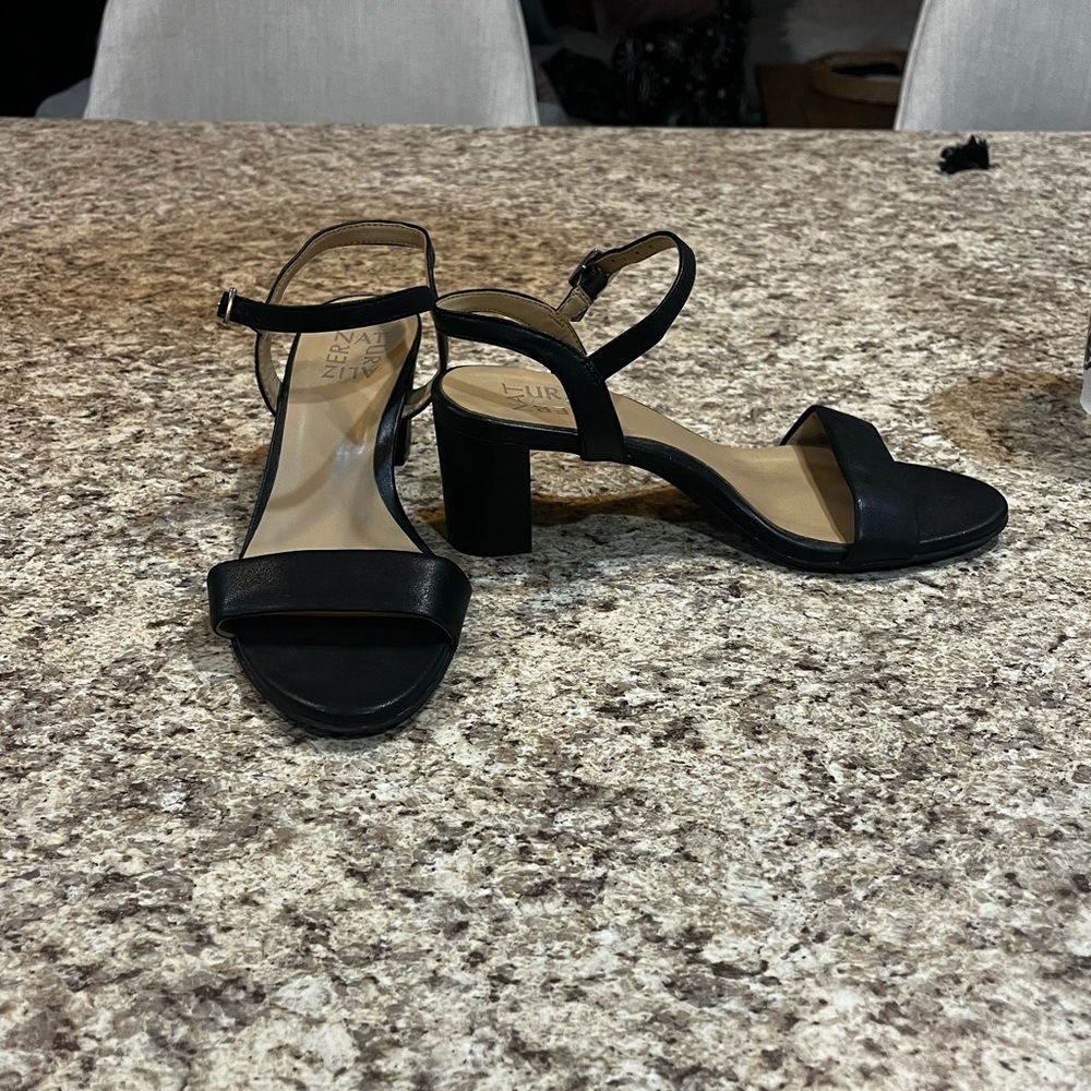 Naturalizer black high heels